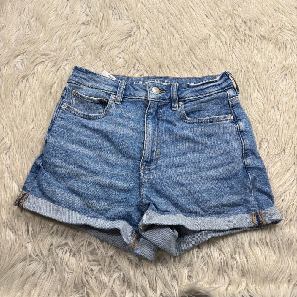 American‎ Eagle Women's 4 Light Wash Cuffed Mom Shorts Classic Summer